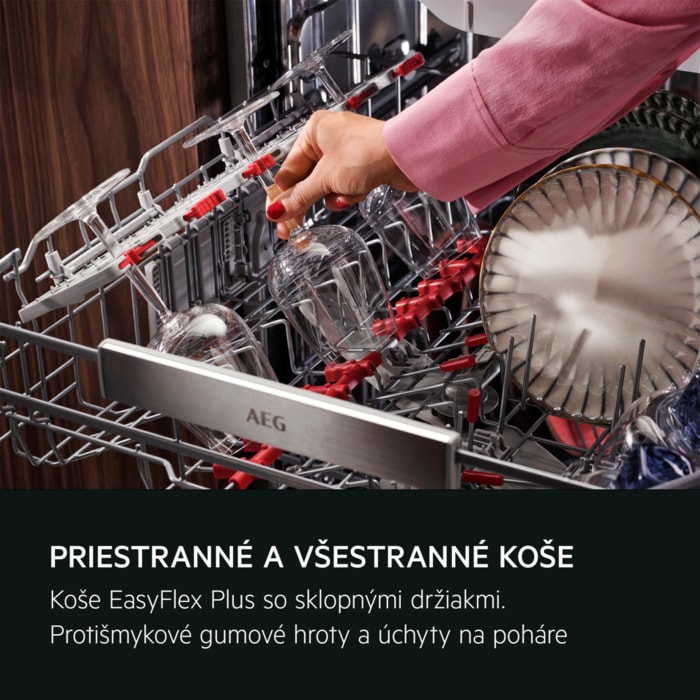 PRIESTRANNÉ A VŠESTRANNÉ KOŠE Koše EasyFlex Plus so sklopnými radmi.  Protišmykové gumové hroty a úchyty na poháre.