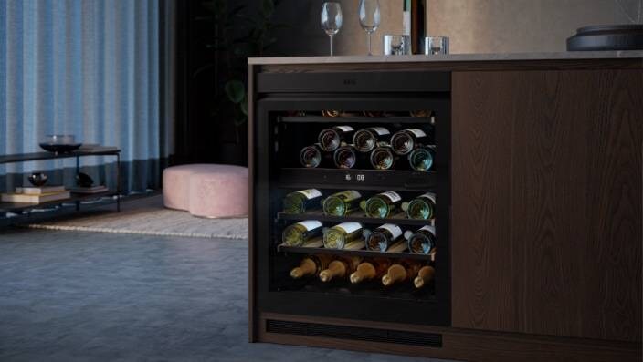 Nové pánty na luxusné umiestnenie pod kuchynskou linkou