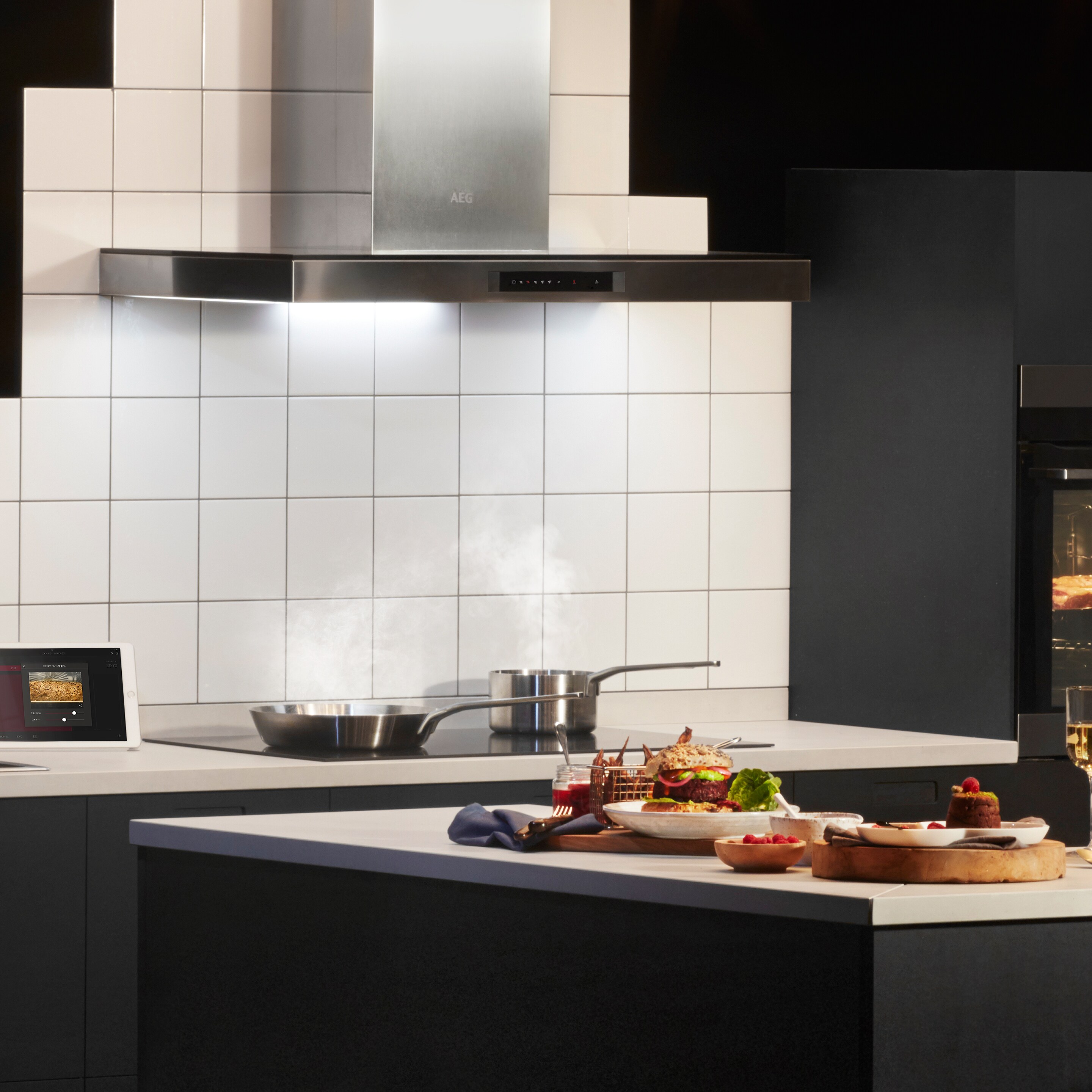 Odsávač pár Electrolux v štýlovej kuchyni